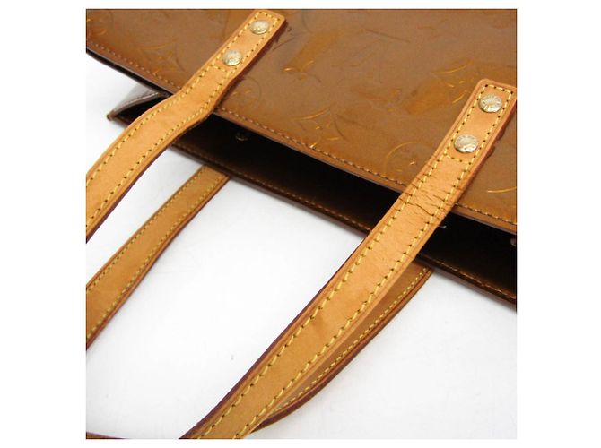 Borsa Louis Vuitton Monogram Vernis Reade MM Bronzo - vista 8