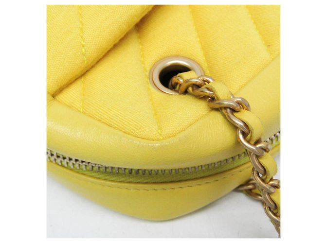 Borsa a Spalla Gialla Chanel Chevron V-stitch Giallo - vista 8