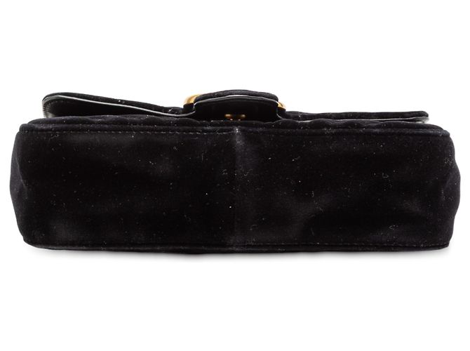 Borsa a Spalla Gucci GG Marmont Matelassé in Velluto Nero Piccola - vista 3