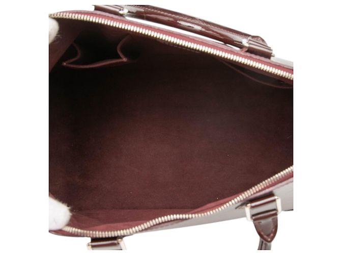 Louis Vuitton Alma GM Epi Elettrico Rosso Bordò - vista 4