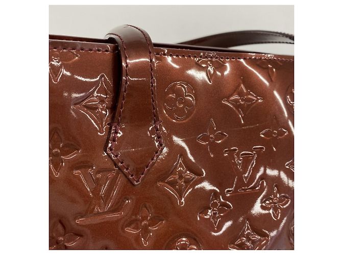 Borsa Tote Vernis Wilshire MM di Louis Vuitton Rosso - vista 10