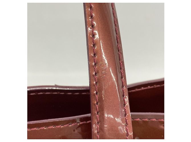 Borsa Tote Vernis Wilshire MM di Louis Vuitton Rosso - vista 8