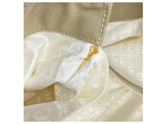 Timeless Borsa tote Chanel in tela marshmallow Bianco - vista 6