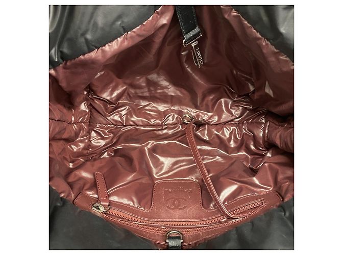 Borsa tote Chanel Coco Cocoon in nylon nero - vista 4