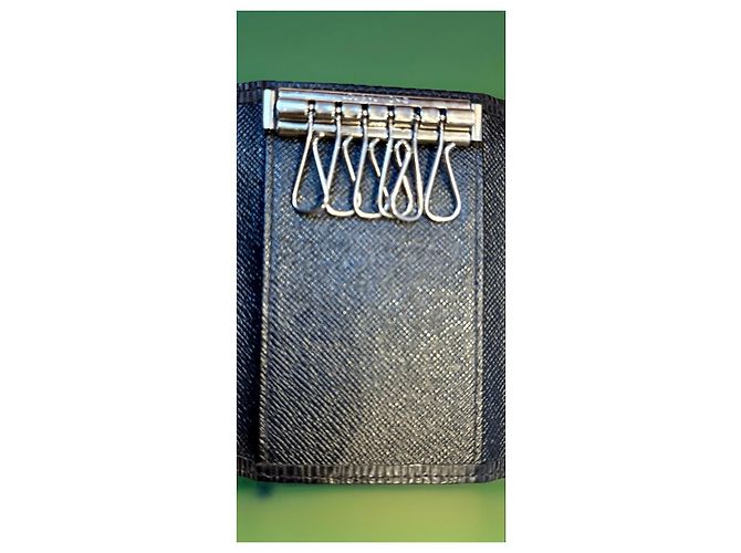 Louis Vuitton Epi Leather Key Pouch Black - view 3