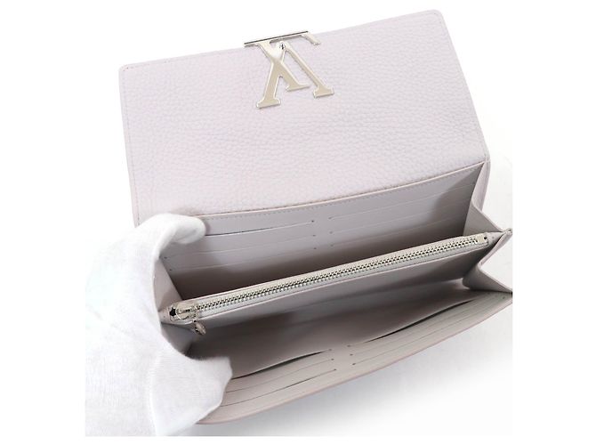 Louis Vuitton Portefeuille Capucines aus Pythonleder Grau - Ansicht 6