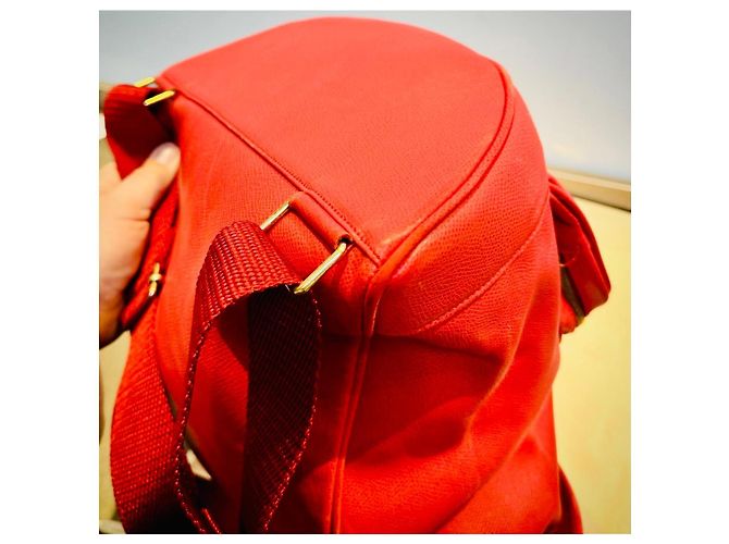 Roter MCM Rucksack mit Löwen-Applikation - Ansicht 9