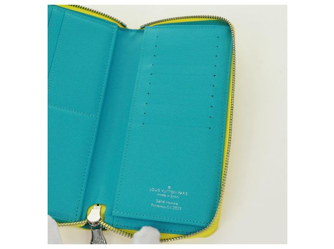 Cartera Vertical Zippy Playground LOUIS VUITTON Amarilla M82005 Auth 171843M Amarillo - vista 18