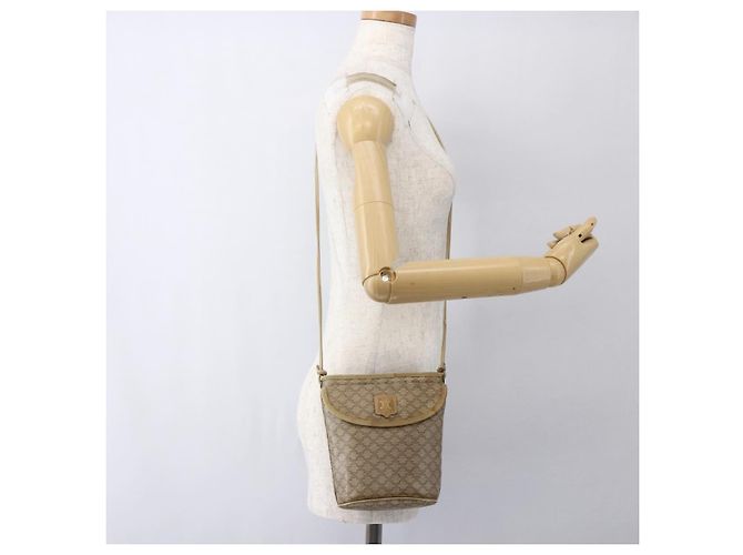 Céline Borsa a Spalla in Tela Macadam CELINE PVC Beige Oro Auth 173481 D'oro - vista 22