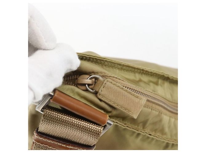 Borsa a Spalla Prada Nylon Beige Auth 171312 - vista 10