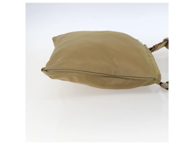 Borsa a Spalla Prada Nylon Beige Auth 171312 - vista 4