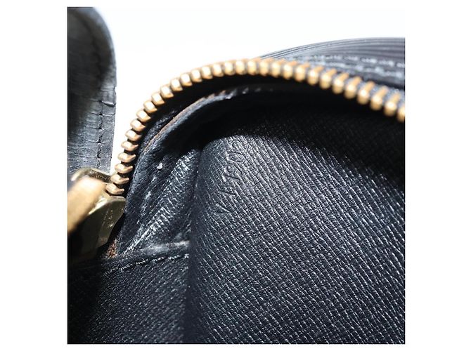 LOUIS VUITTON Bolsa de Ombro Epi Jeune Fille MM Preta M52152 LV Auth BA10442 Preto - vista 12