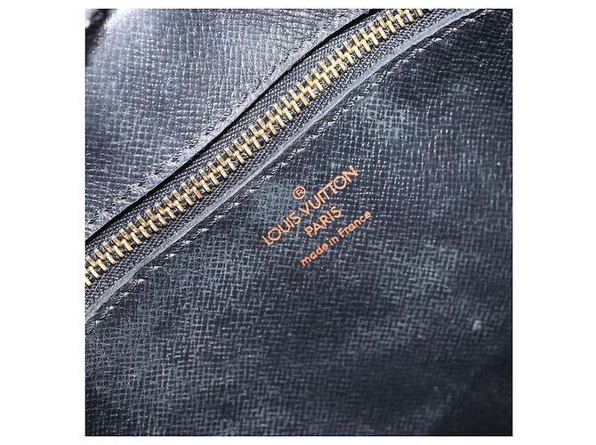LOUIS VUITTON Bolsa de Ombro Epi Jeune Fille MM Preta M52152 LV Auth BA10442 Preto - vista 19