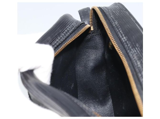 LOUIS VUITTON Bolsa de Ombro Epi Jeune Fille MM Preta M52152 LV Auth BA10442 Preto - vista 21