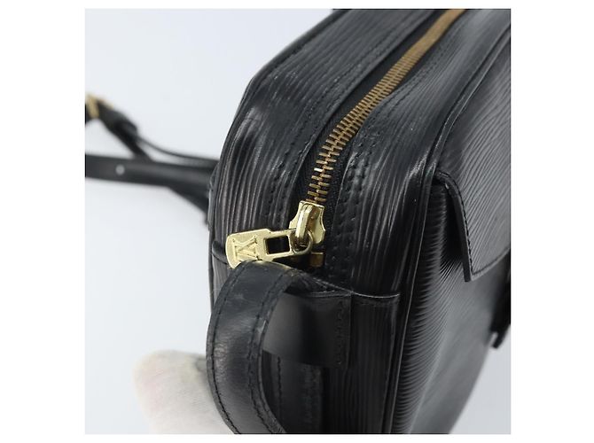LOUIS VUITTON Bolsa de Ombro Epi Jeune Fille MM Preta M52152 LV Auth BA10442 Preto - vista 9