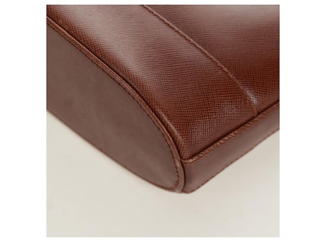Autre Marque Borsa a spalla a catena in pelle marrone dorato Auth 173250V D'oro - vista 15