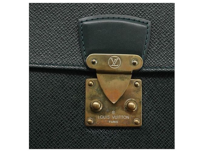 LOUIS VUITTON Pochette Kourad in Taiga Borsa Clutch Épicea M30194 LV Auth th6596 - vista 17