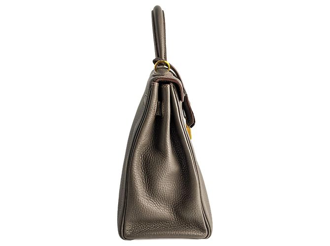 Hermès Borsa a mano Kelly 32 in pelle Taurillon Clemence Retourne Etain Taupe - vista 4