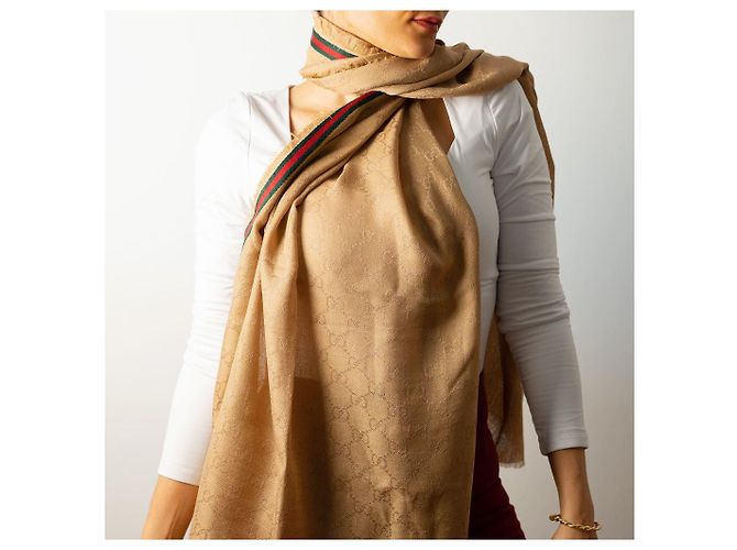 Gucci Foulard GG Supreme in seta e cotone a righe D'oro - vista 2