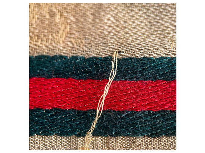 Gucci Foulard GG Supreme in seta e cotone a righe D'oro - vista 9