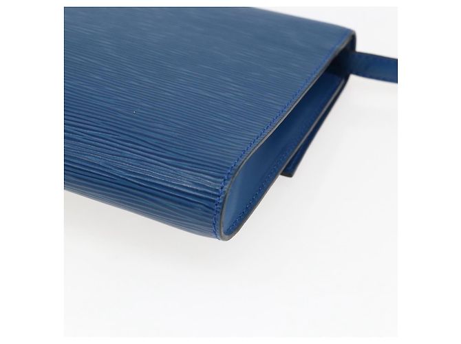LOUIS VUITTON Epi Pochette Arche Borsa a Spalla Blu M52575 LV Auth ka2567 - vista 16