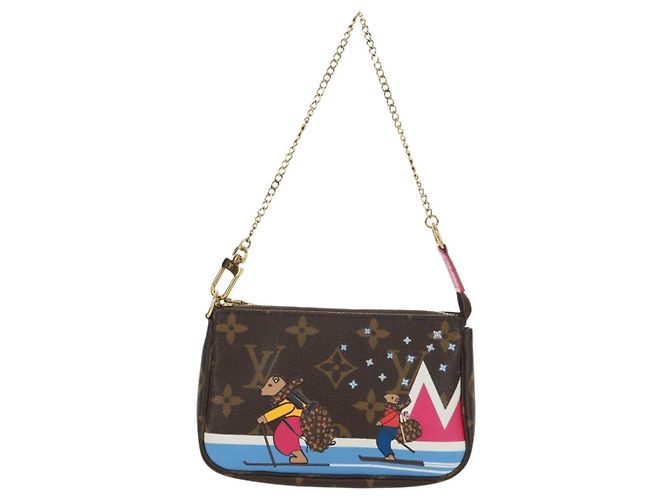 LOUIS VUITTON Mini Pochette Accessori Ski Bear Monogram M67769 171332M Monogramma - vista 13