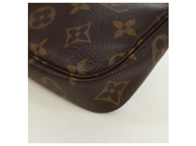 LOUIS VUITTON Mini Pochette Accessori Ski Bear Monogram M67769 171332M Monogramma - vista 17