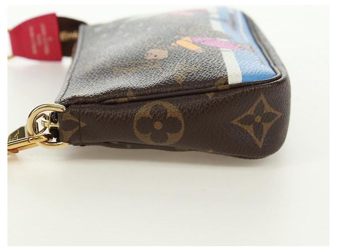 LOUIS VUITTON Mini Pochette Accessori Ski Bear Monogram M67769 171332M Monogramma - vista 3