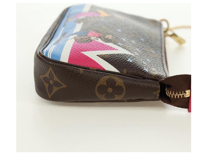 LOUIS VUITTON Mini Pochette Accessori Ski Bear Monogram M67769 171332M Monogramma - vista 4