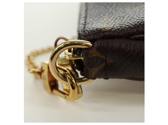 LOUIS VUITTON Mini Pochette Accessori Ski Bear Monogram M67769 171332M Monogramma - vista 9