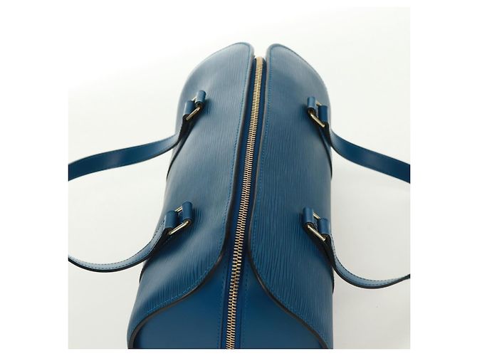 LOUIS VUITTON Borsa a Mano Epi Soufflot Blu M52225 LV Auth 171028V - vista 6