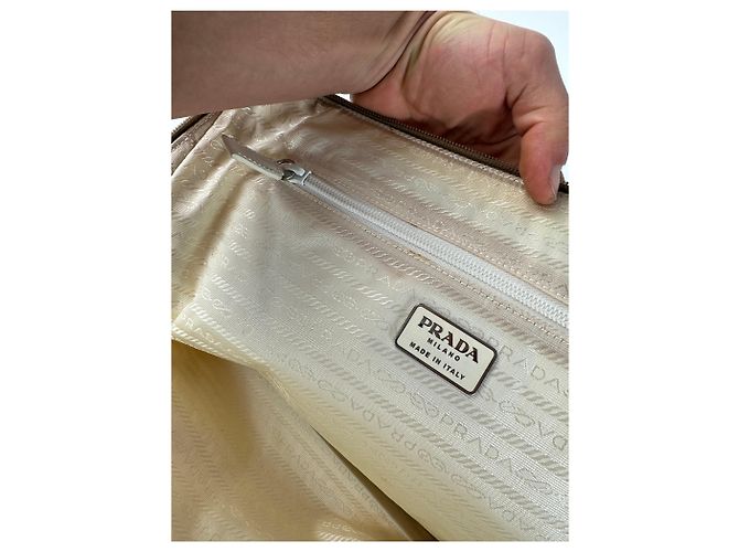 Sac à main vintage Prada en polyester / cuir blanc et marron - vue 4
