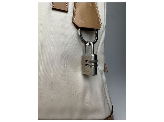 Sac à main vintage Prada en polyester / cuir blanc et marron - vue 6