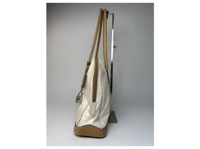 Sac à main vintage Prada en polyester / cuir blanc et marron - vue 7