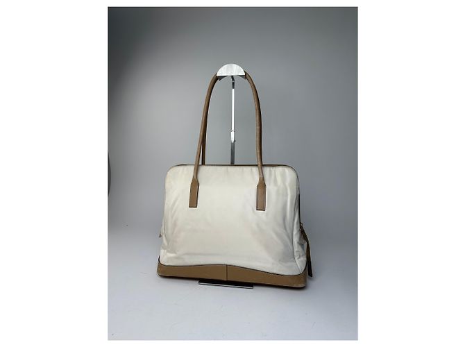 Sac à main vintage Prada en polyester / cuir blanc et marron - vue 8