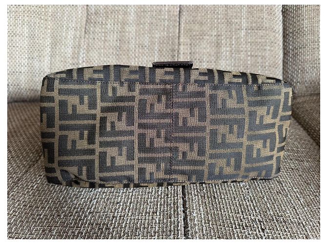 Borsa a spalla Fendi Zucca Mama Baguette Marrone - vista 6