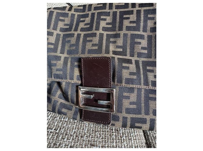 Borsa a spalla Fendi Zucca Mama Baguette Marrone - vista 7