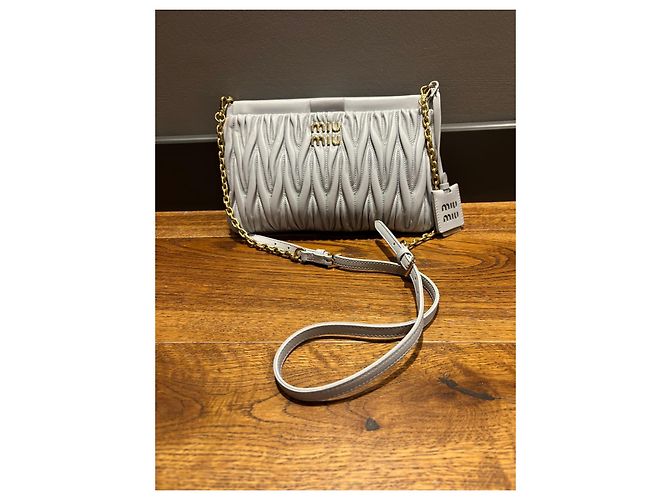 Miu Miu Matelassé Handtasche Grau - Ansicht 2