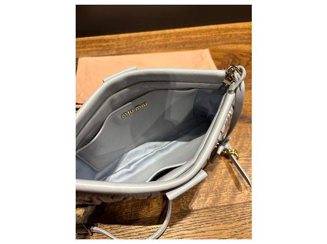 Miu Miu Matelassé Handtasche Grau - Ansicht 7