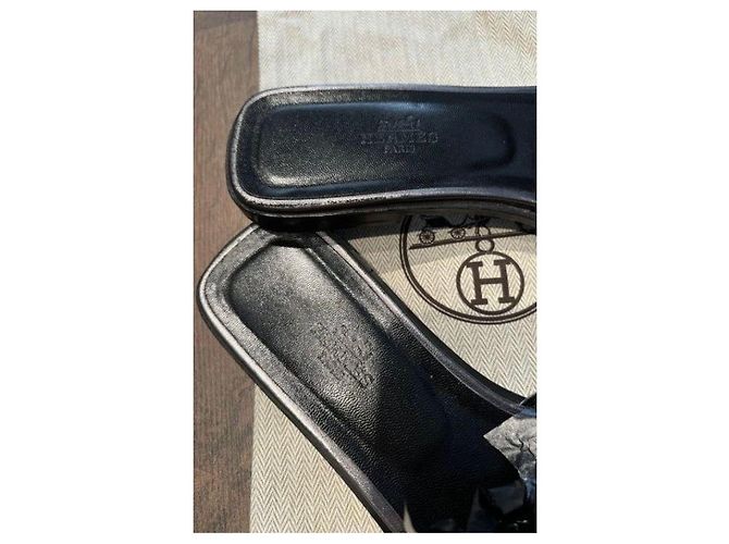 Sandali Hermès Oran in pelle metallica Metallico Silver hardware - vista 10