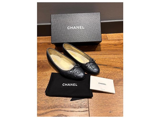 Chanel Metallic Navy Leder Ballerinas mit CC Logo Schleife Schwarz - Ansicht 7