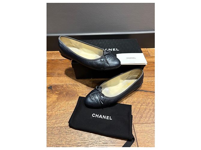 Chanel Metallic Navy Leder Ballerinas mit CC Logo Schleife Schwarz - Ansicht 8