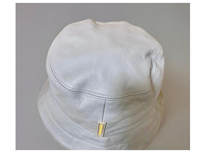 Cappello bucket in pelle Louis Vuitton Cup Grigio - vista 3