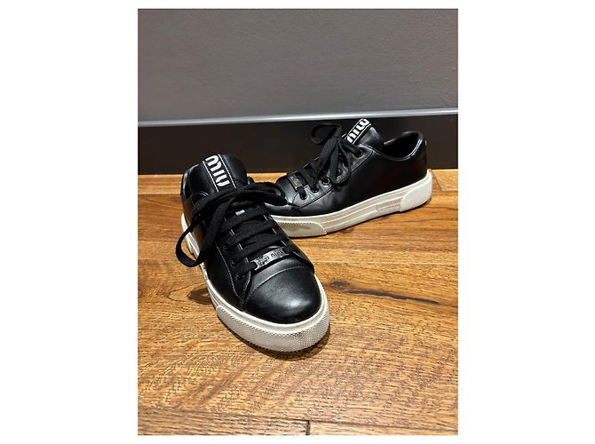 Sneakers in pelle nera Miu Miu Nero - vista 11