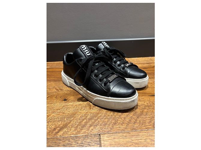 Sneakers in pelle nera Miu Miu Nero - vista 2