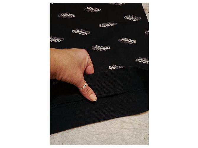 Adidas Sweatshirt mit Allover-Logo Schwarz - Ansicht 11