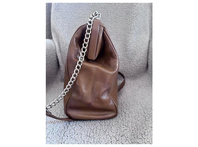 Prada Doctor Braune Ledertasche mit silberner Kette - Ansicht 5