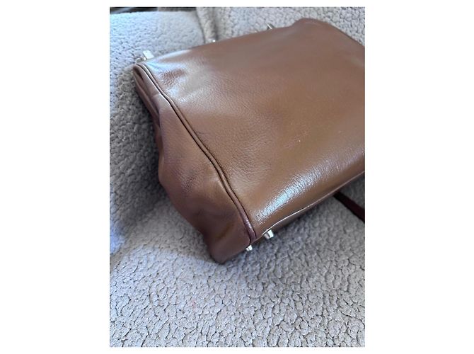 Prada Doctor Braune Ledertasche mit silberner Kette - Ansicht 8