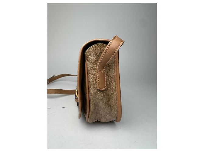 Céline Vintage Celine Paris Triomphe Monogram Ledertasche Beige Gold - Ansicht 10