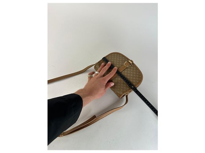 Céline Vintage Celine Paris Triomphe Monogram Ledertasche Beige Gold - Ansicht 13